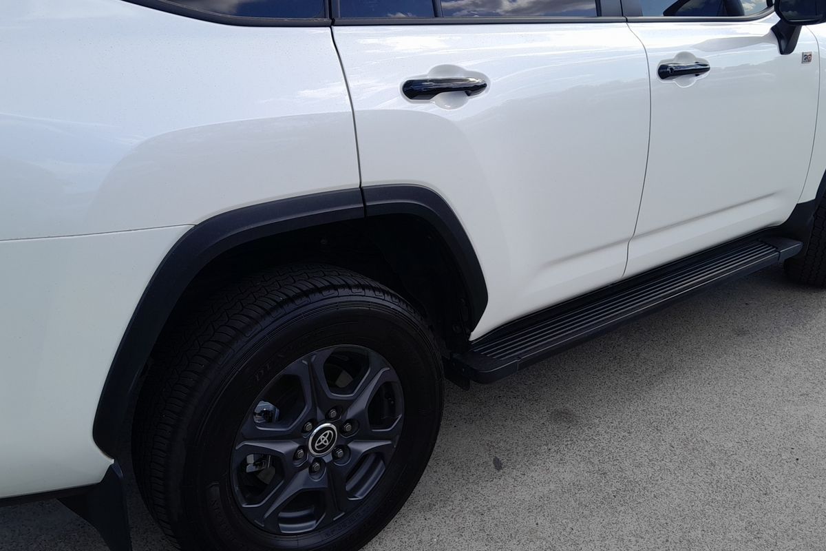 2025 Toyota Landcruiser GR Sport FJA300R