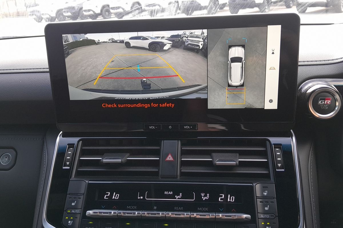 2025 Toyota Landcruiser GR Sport FJA300R