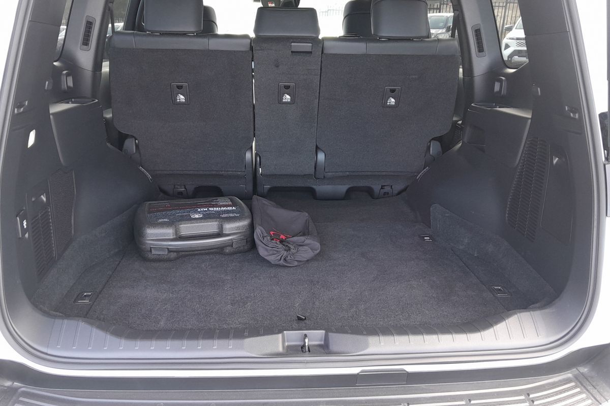 2025 Toyota Landcruiser GR Sport FJA300R