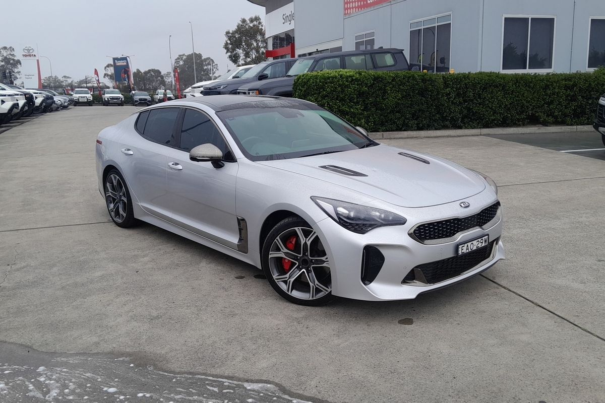 2018 Kia Stinger GT (BLK LTH W MICHELIN TYR) CK MY19