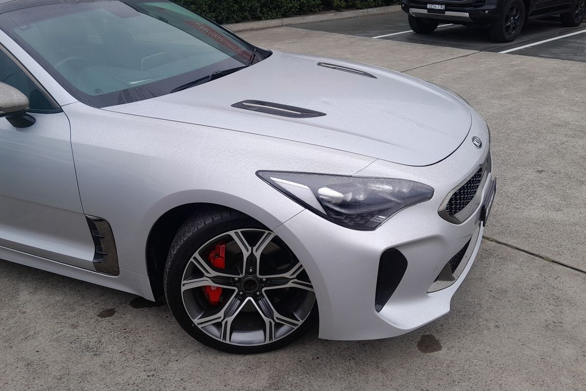 2018 Kia Stinger GT (BLK LTH W MICHELIN TYR) CK MY19