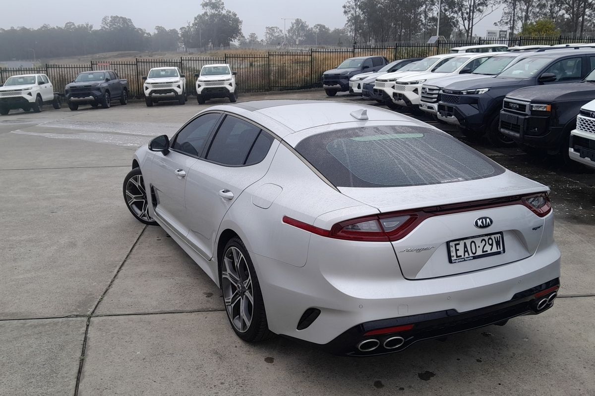 2018 Kia Stinger GT (BLK LTH W MICHELIN TYR) CK MY19