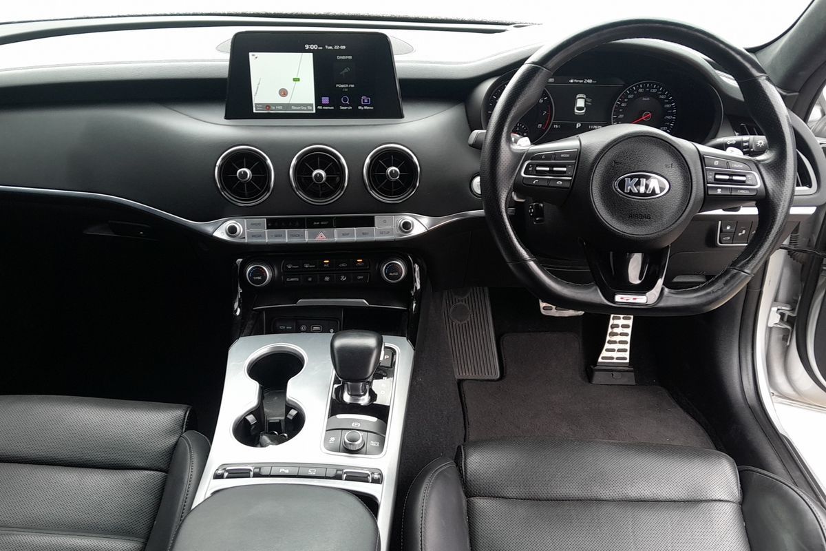 2018 Kia Stinger GT (BLK LTH W MICHELIN TYR) CK MY19