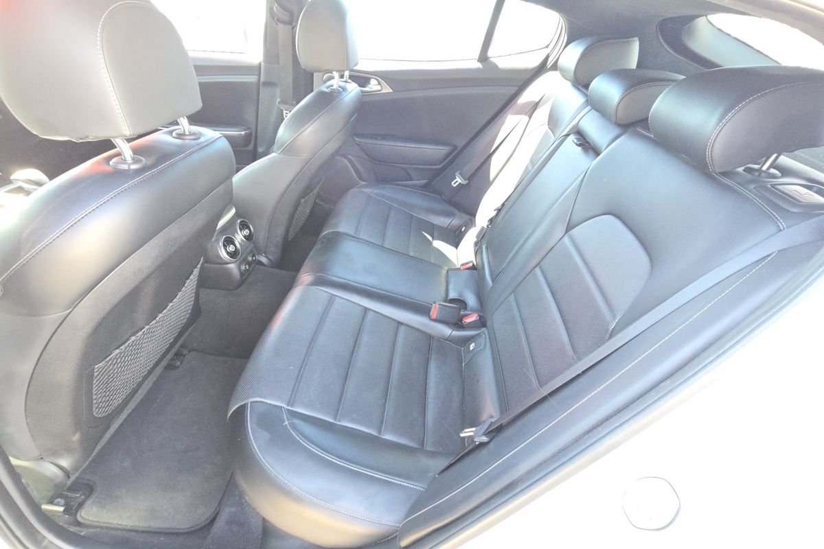 2018 Kia Stinger GT (BLK LTH W MICHELIN TYR) CK MY19