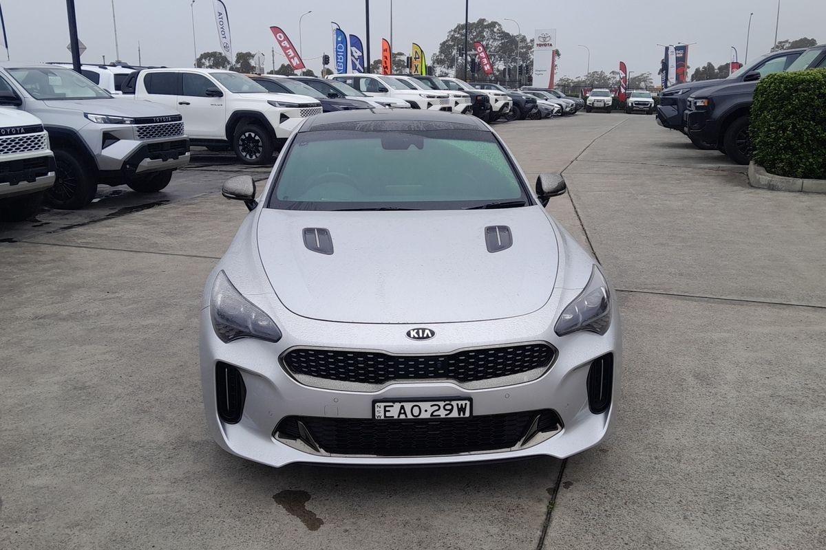 2018 Kia Stinger GT (BLK LTH W MICHELIN TYR) CK MY19
