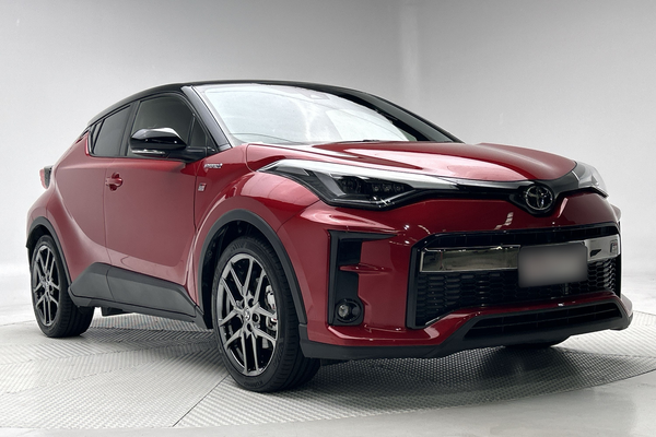 2022 Toyota C-HR GR Sport ZYX10R thumb-0