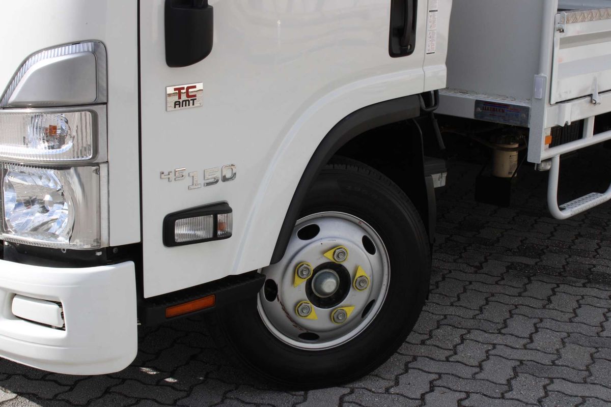 2022 Isuzu N Series NNR 45-150 4x2 MWB