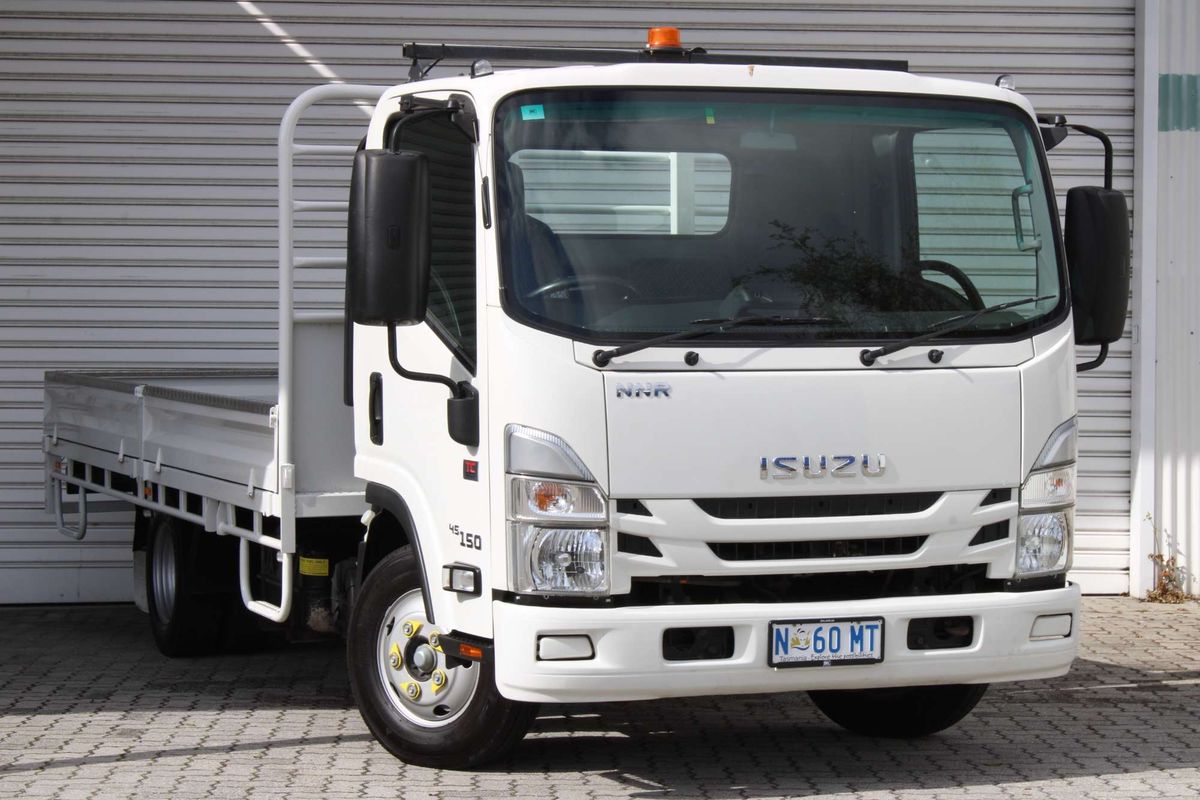 2022 Isuzu N Series NNR 45-150 4x2 MWB