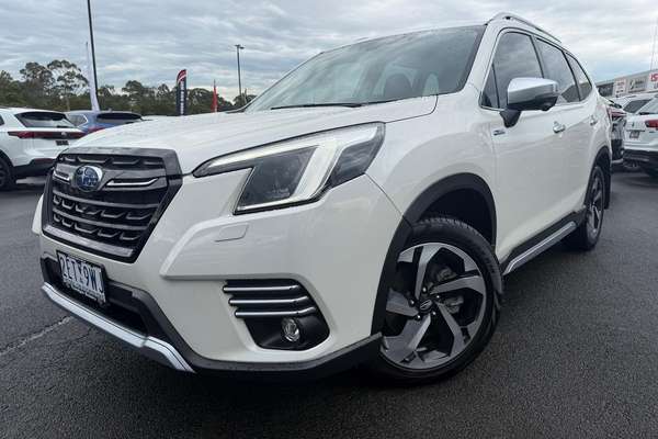 2023 Subaru Forester Hybrid S S5