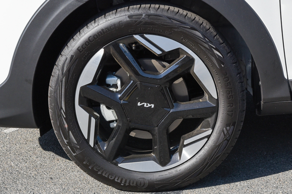2026 Kia Stonic Sport YB PE2 thumb-3