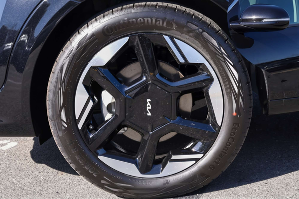 2026 Kia Stonic Sport YB PE2 thumb-2