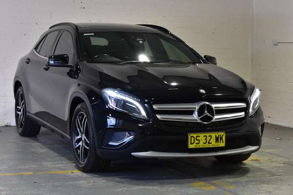 2017 Mercedes-Benz GLA-Class GLA180 X156