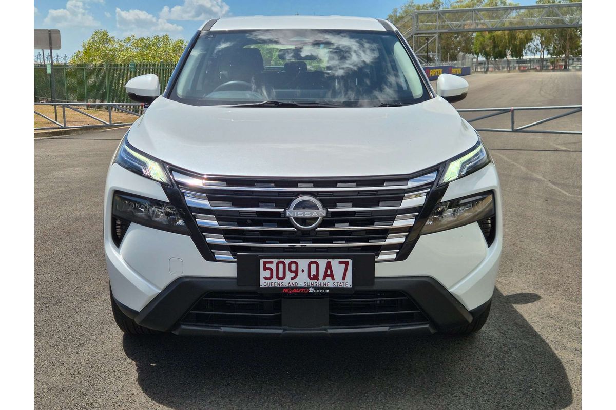 2026 Nissan X-TRAIL ST T33