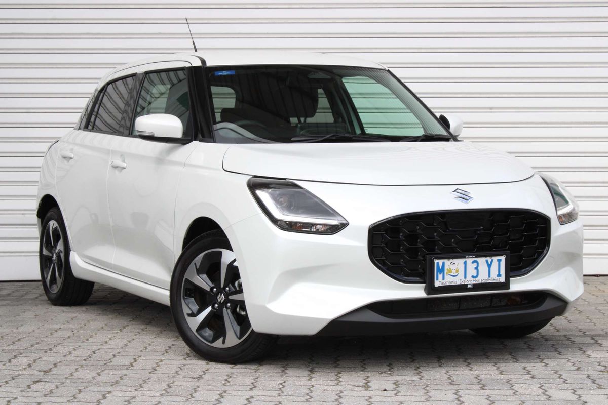 2025 Suzuki Swift Hybrid GLX UZ
