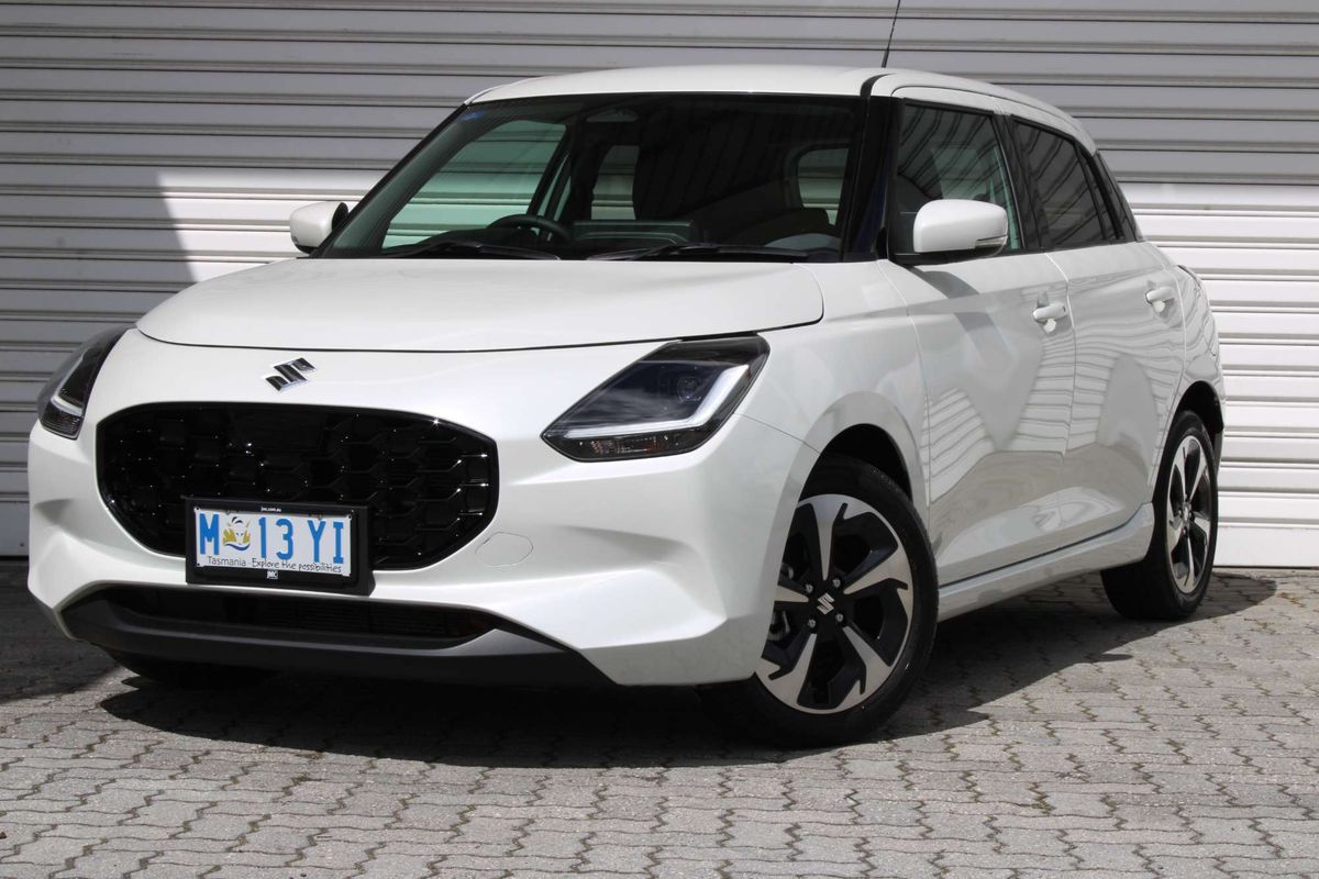 2025 Suzuki Swift Hybrid GLX UZ