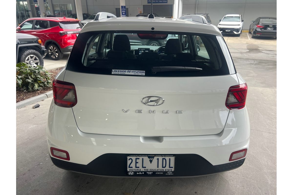 2025 Hyundai Venue QX.V5 image 5