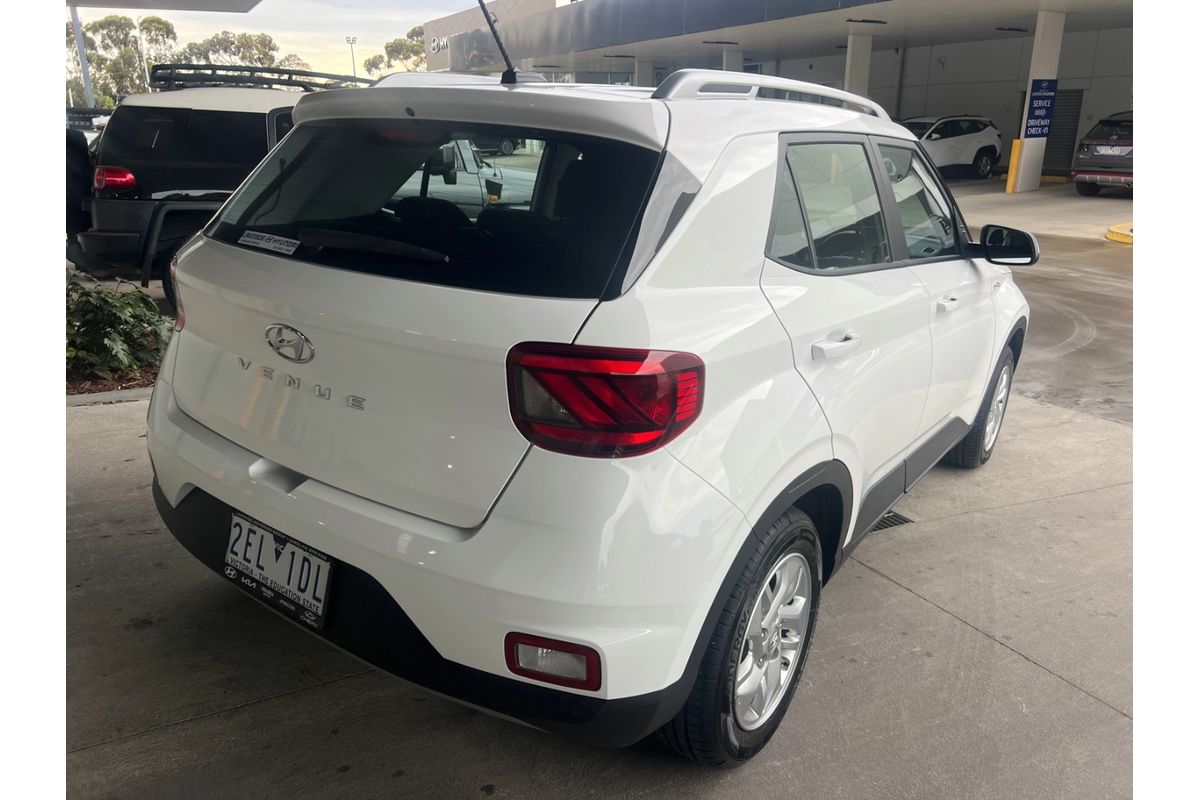 2025 Hyundai Venue QX.V5 image 7