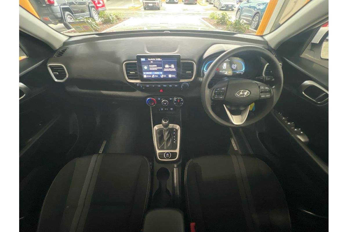 2025 Hyundai Venue QX.V5 image 11