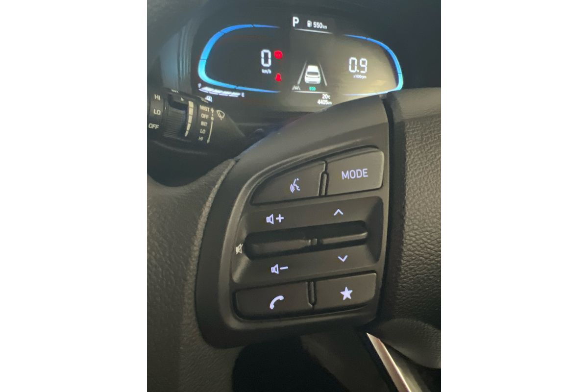 2025 Hyundai Venue QX.V5 image 18
