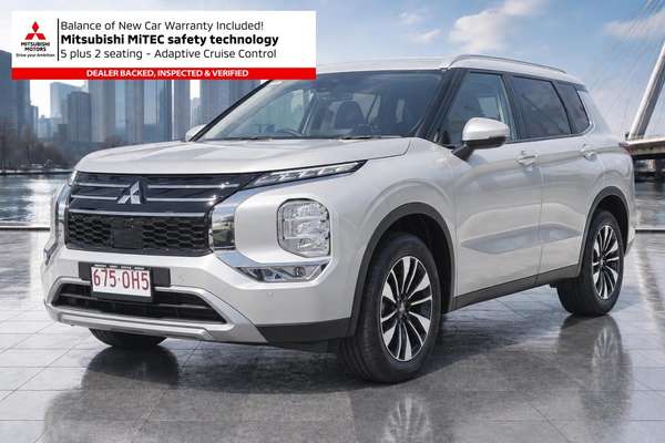2025 Mitsubishi Outlander LS ZM