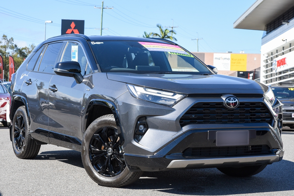 2025 Toyota RAV4 XSE AXAH52R