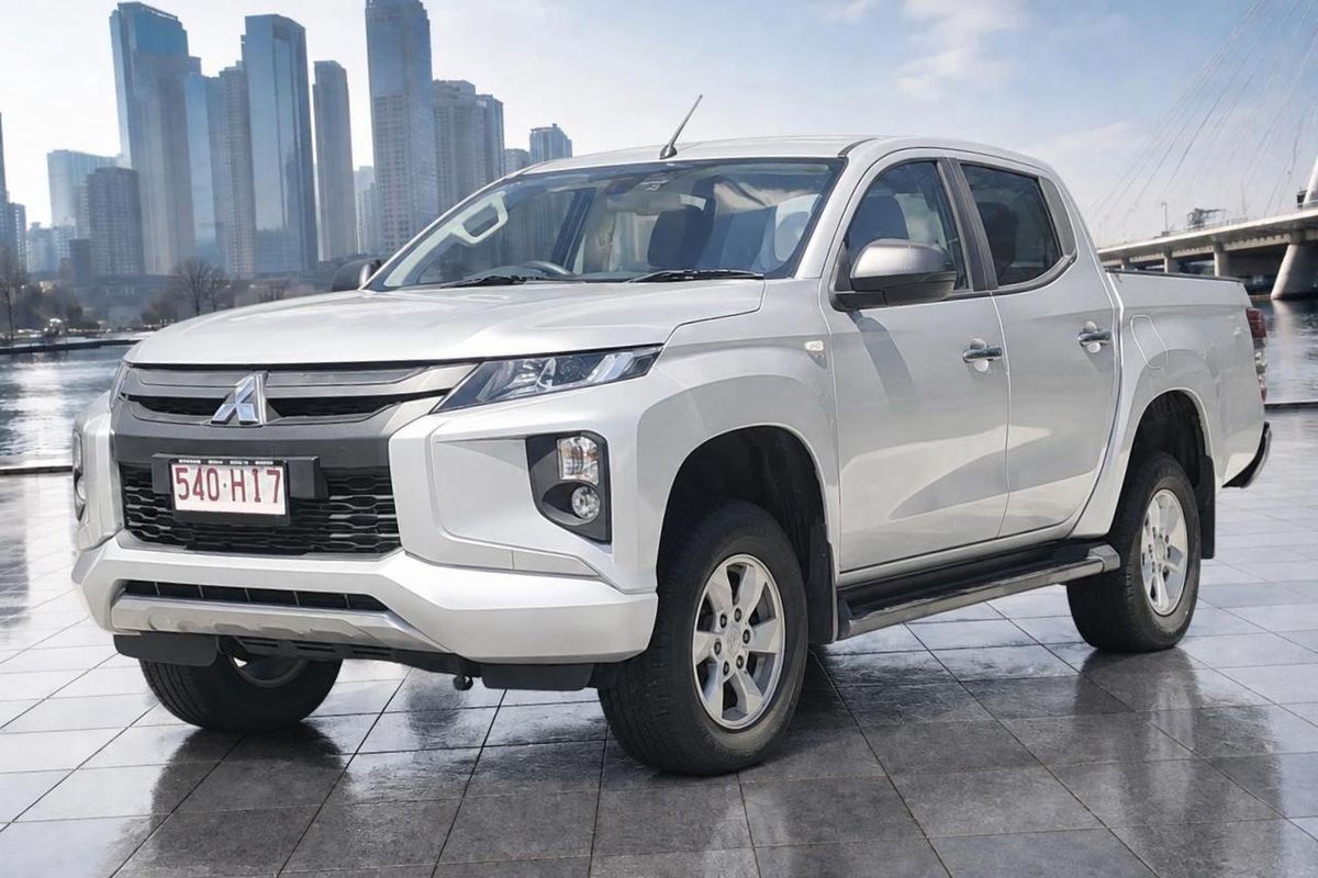 2023 Mitsubishi Triton GLX+ MR 4X4