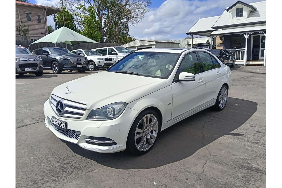 2012 Mercedes-Benz C-Class C250 BlueEFFICIENCY Elegance W204