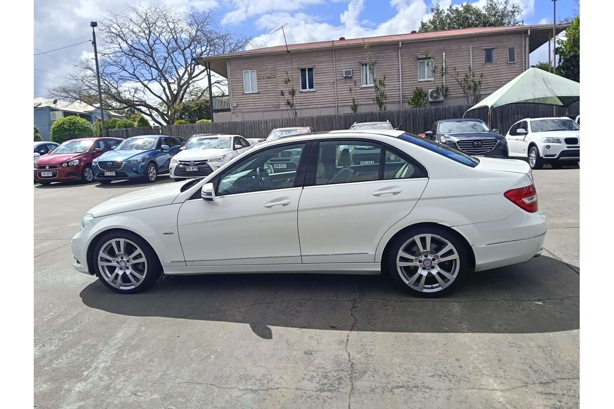 2012 Mercedes-Benz C-Class C250 BlueEFFICIENCY Elegance W204