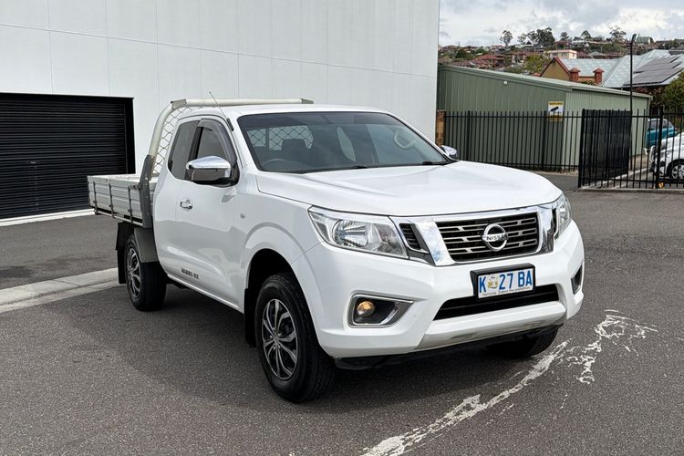 2017 Nissan Navara RX D23 Series 2 Rear Wheel Drive