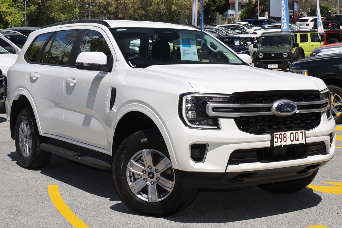 2025 Ford Everest Ambiente 2.0L