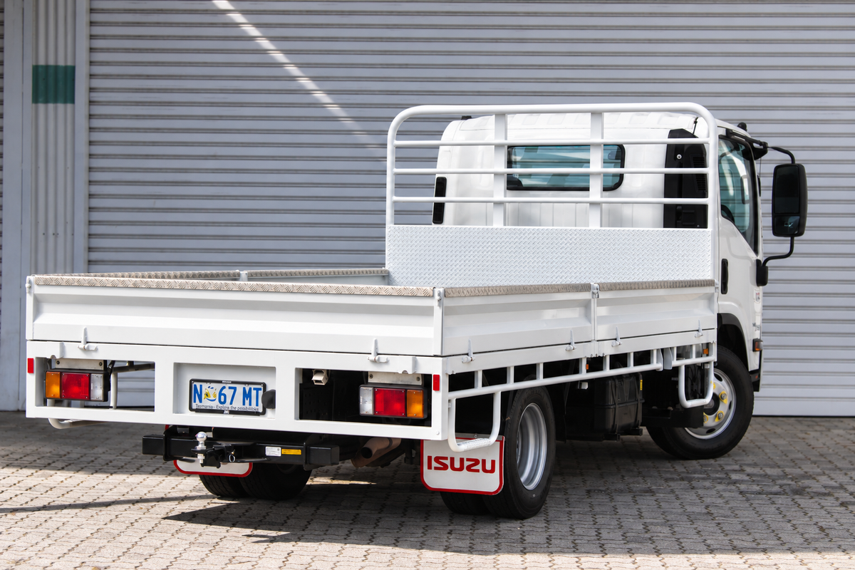 2022 Isuzu N Series NNR 45-150 4x2 MWB