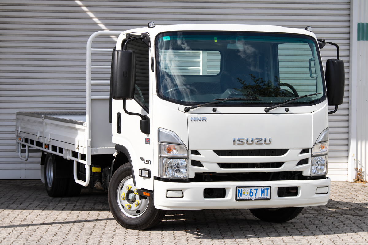 2022 Isuzu N Series NNR 45-150 4x2 MWB