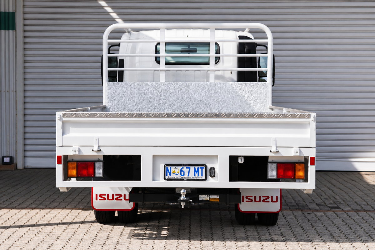 2022 Isuzu N Series NNR 45-150 4x2 MWB