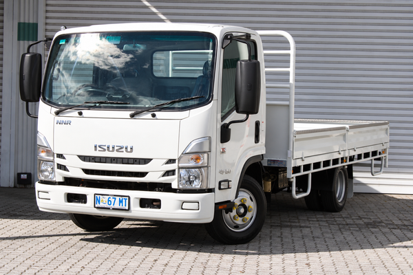 2022 Isuzu N Series NNR 45-150 4x2 MWB