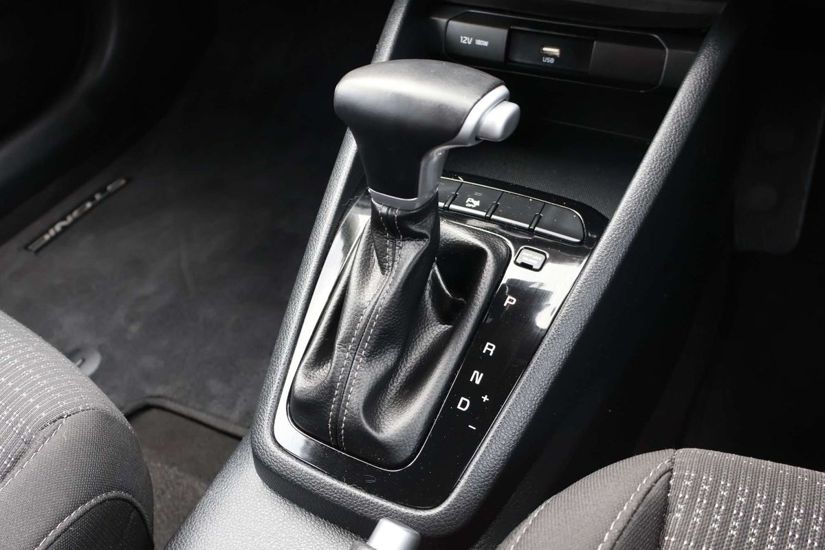 2022 Kia Stonic Sport YB