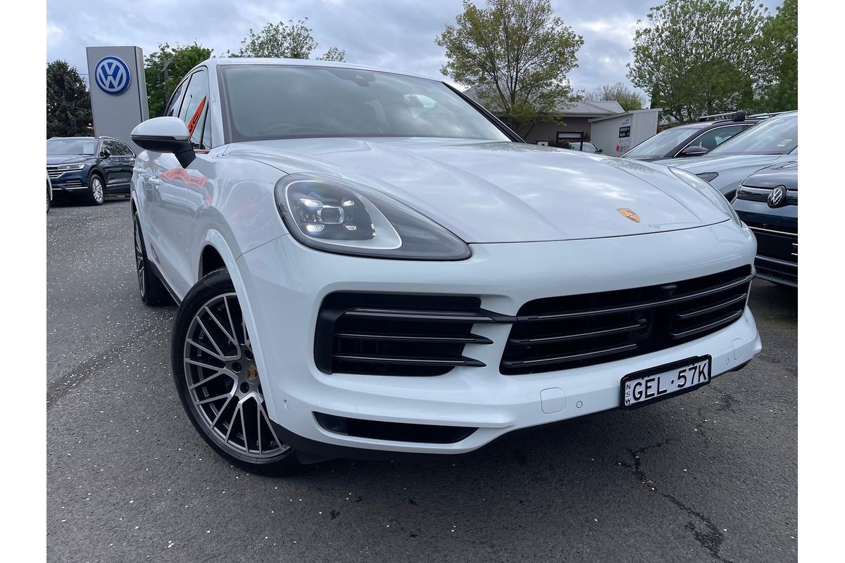 2022 Porsche Cayenne Platinum Edition 9YB