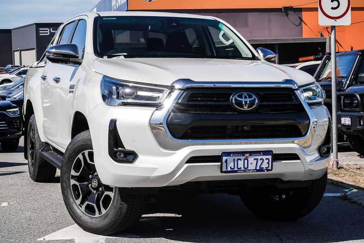 2022 Toyota Hilux SR5 GUN126R 4X4