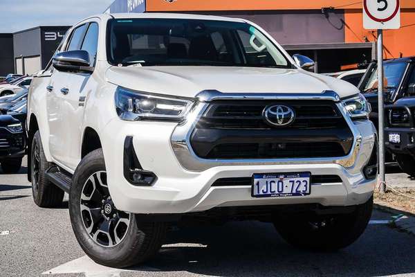 2022 Toyota Hilux SR5 GUN126R 4X4