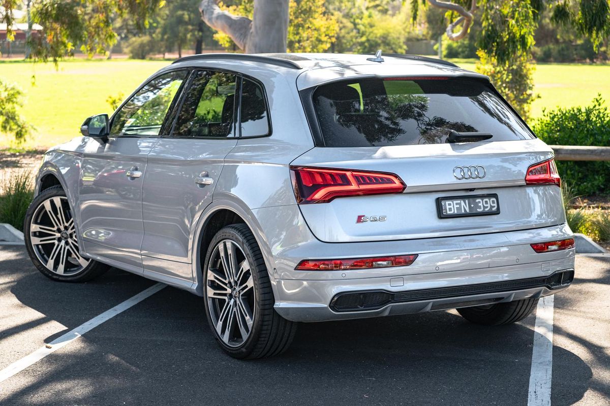 2019 Audi SQ5 FY