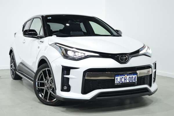 2022 Toyota C-HR GR Sport ZYX10R