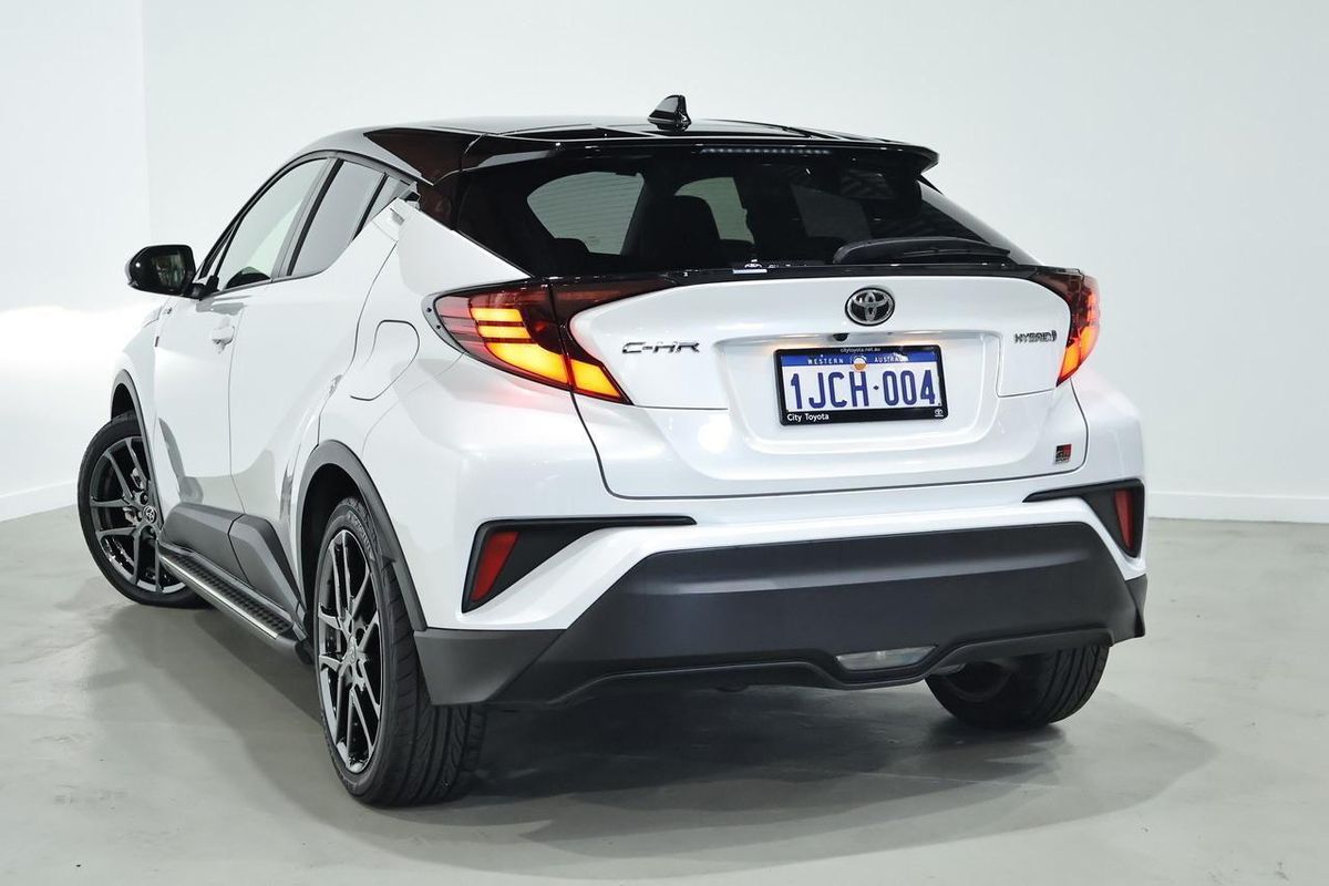 2022 Toyota C-HR GR Sport ZYX10R