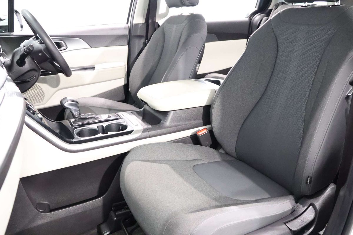 2022 Kia Carnival S KA4