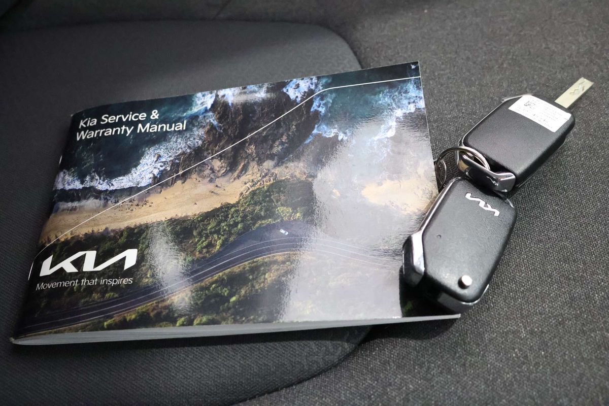 2022 Kia Carnival S KA4