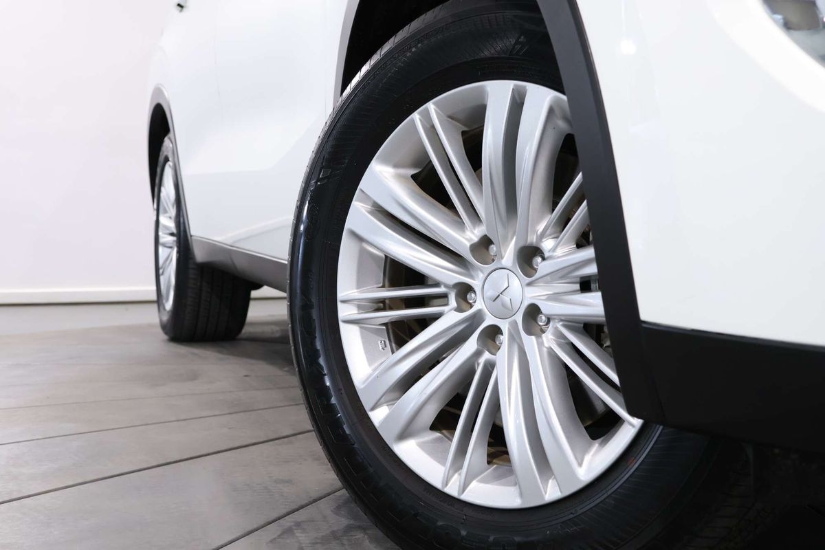 2023 Mitsubishi Outlander ES ZM
