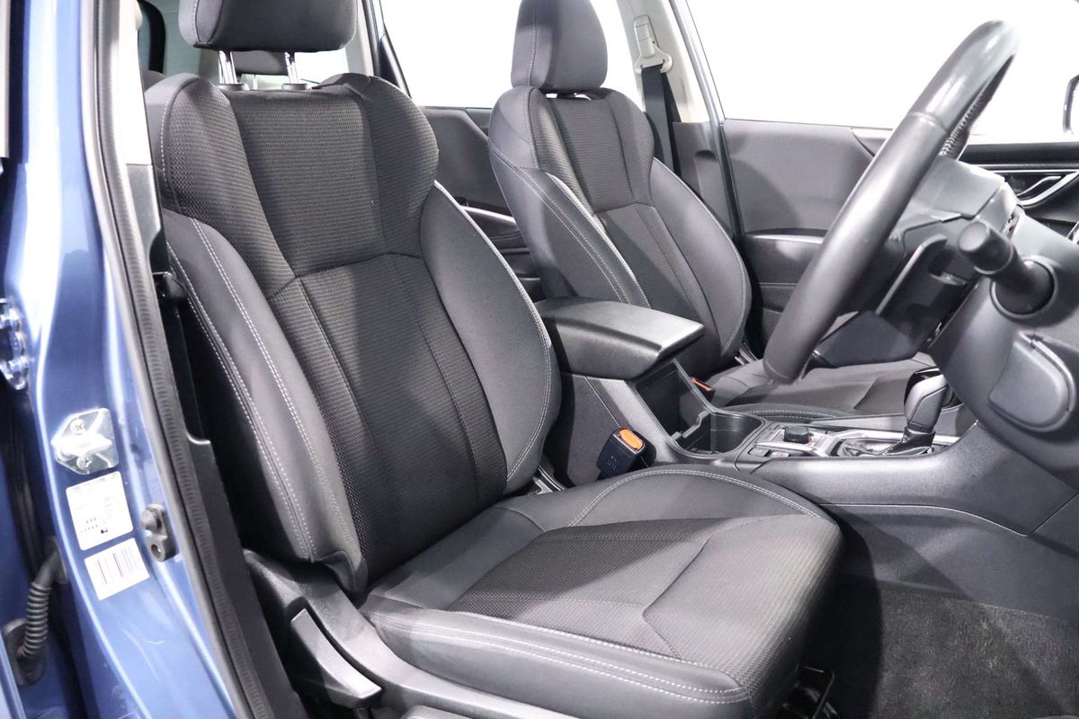 2023 Subaru Forester 2.5i S5
