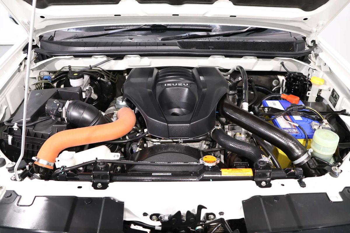 2019 Isuzu MU-X LS-T