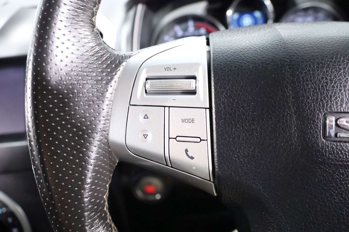 2019 Isuzu MU-X LS-T