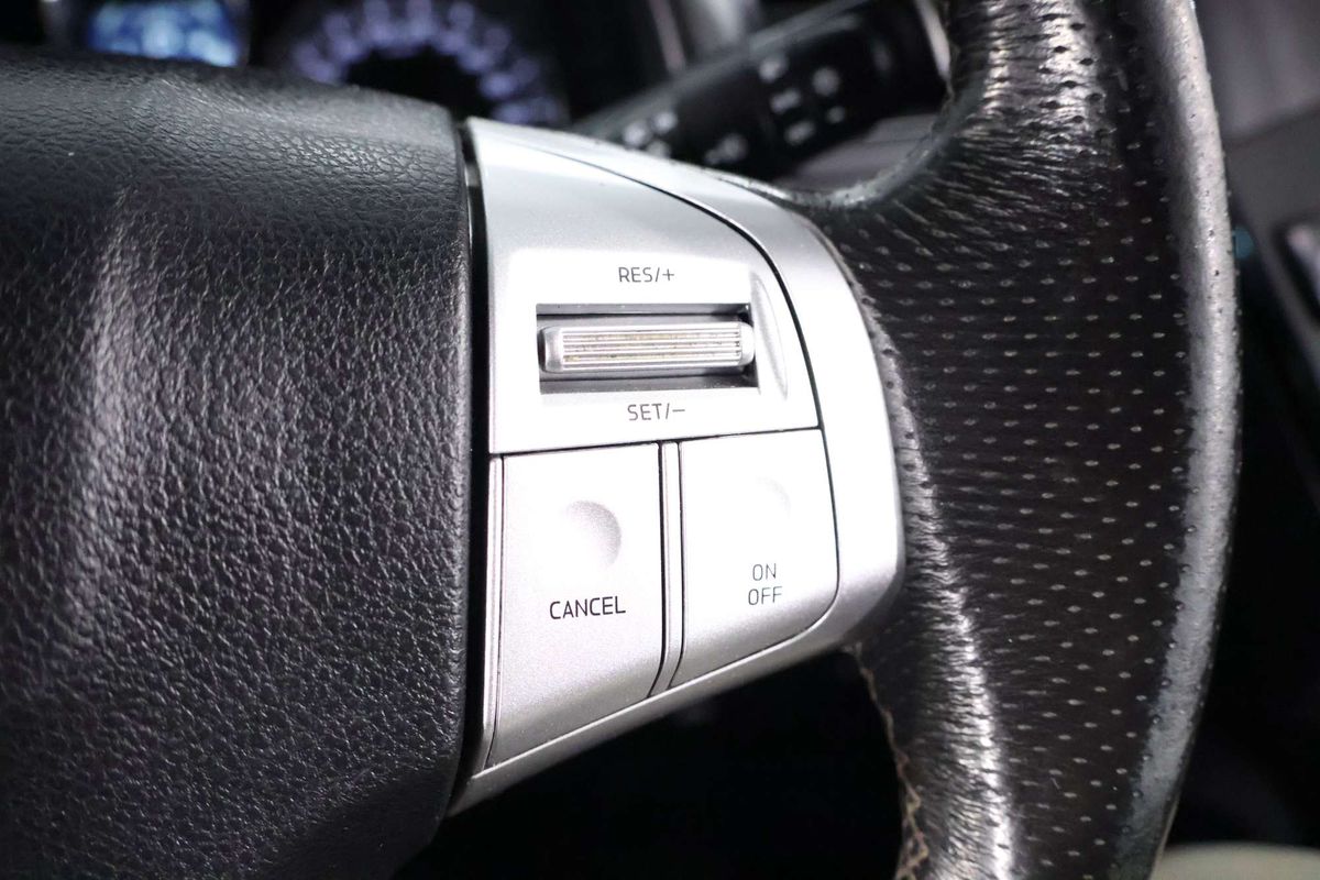 2019 Isuzu MU-X LS-T