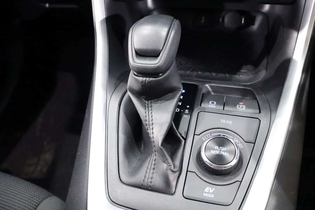 2022 Toyota RAV4 GX AXAH54R