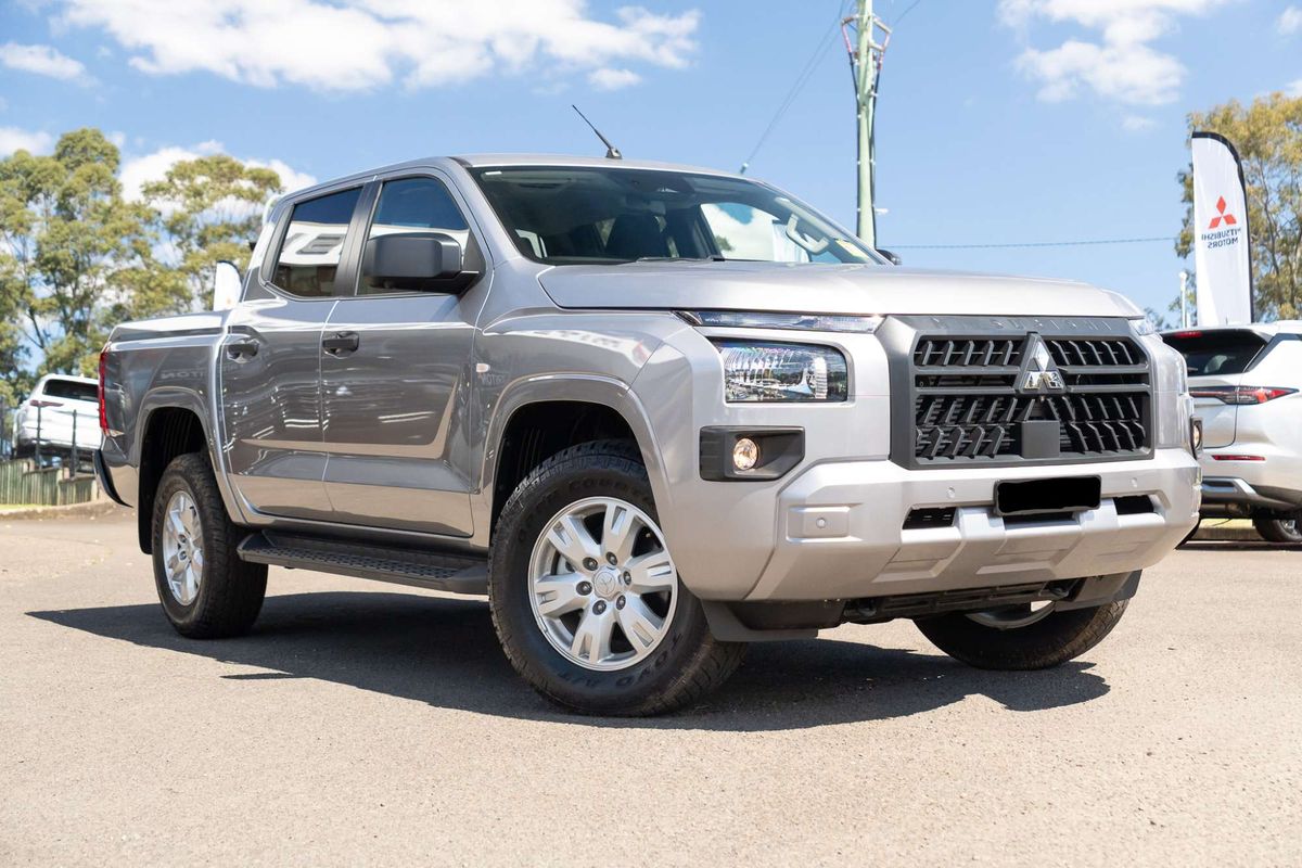 2025 Mitsubishi Triton GLX+ MV 4X4